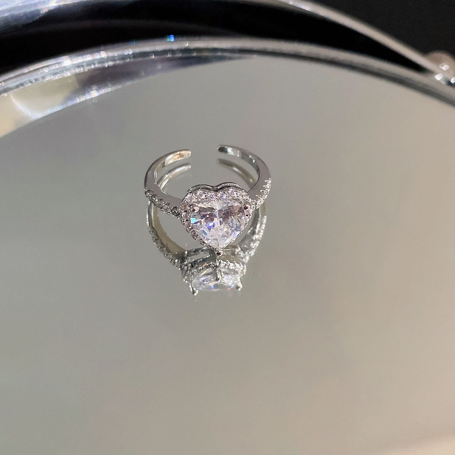 Zircon with Diamond Heart-Shaped Open Ring Cn0021