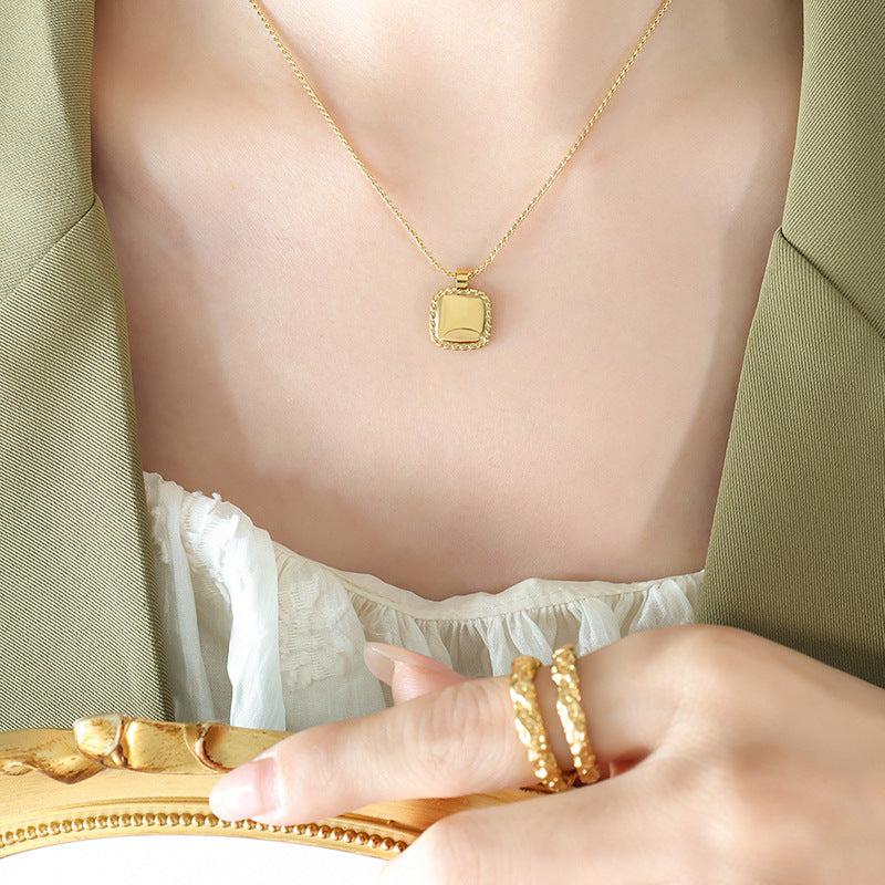 Geometric Square Thread Necklace Cn0268