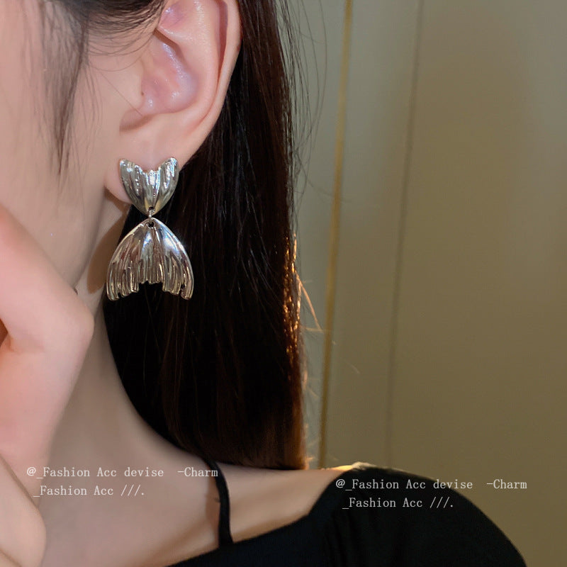 Personalized Fishtail Earrings Cn0215