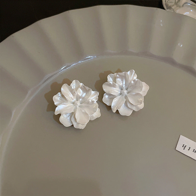 Geometric Flower Love Heart Earrings Cn0070