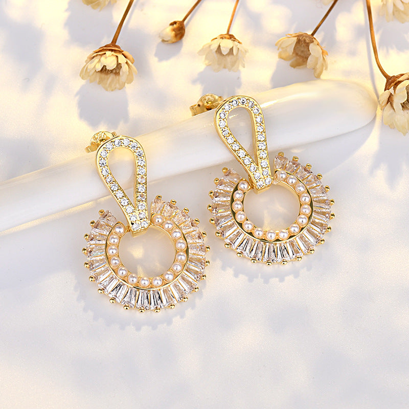 Bright Light Tassel Full Diamond Earrings Cn0217