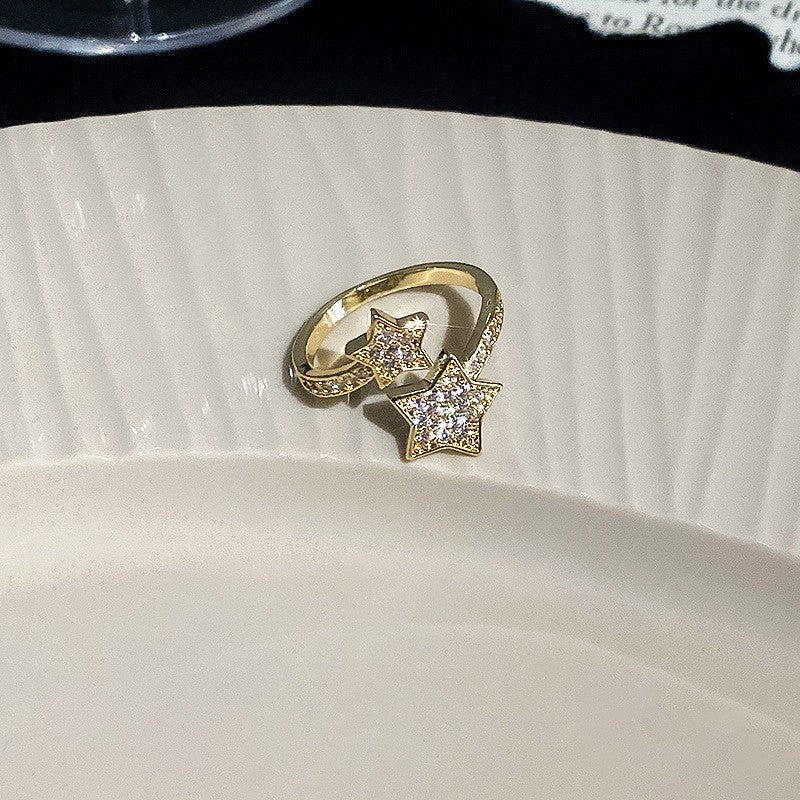 Emerald Zircon Stitching Ring Cn0015