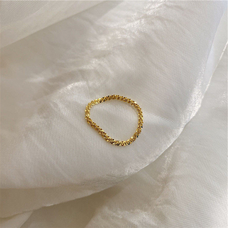 Nhẫn lấp lánh phong cách cổ điển Pháp