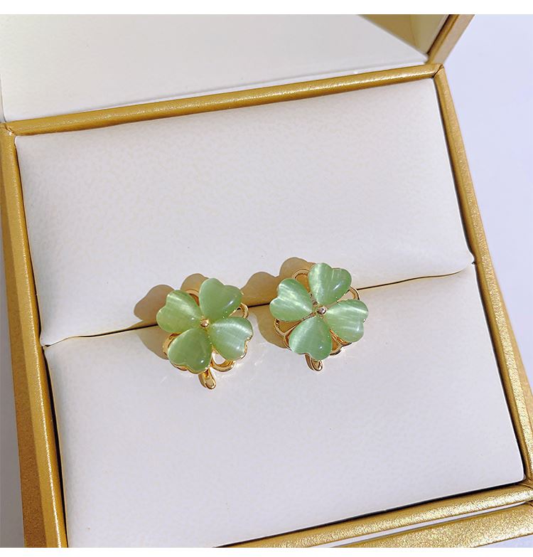 회전하는 녹색 오팔 네잎 꽃 귀걸이 여성