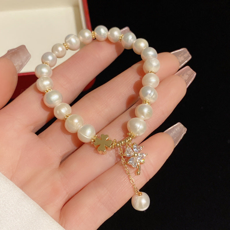 Four-leaf Flower Bracelet White Simple