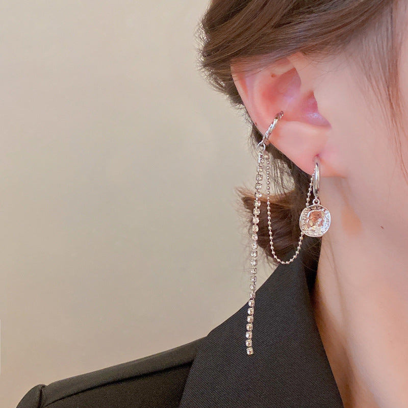 گوشواره های منگوله دار پلاکی گرد و پرتره نامتقارن