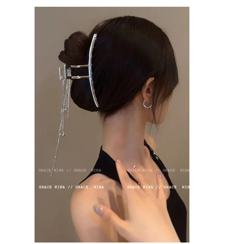 Clipe de fixação de cabeça para trás com grampo de cabelo de tubarão com franjas