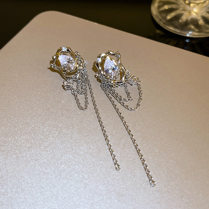 گوشواره های نامنظم حاشیه ای زیرکون قطره ای