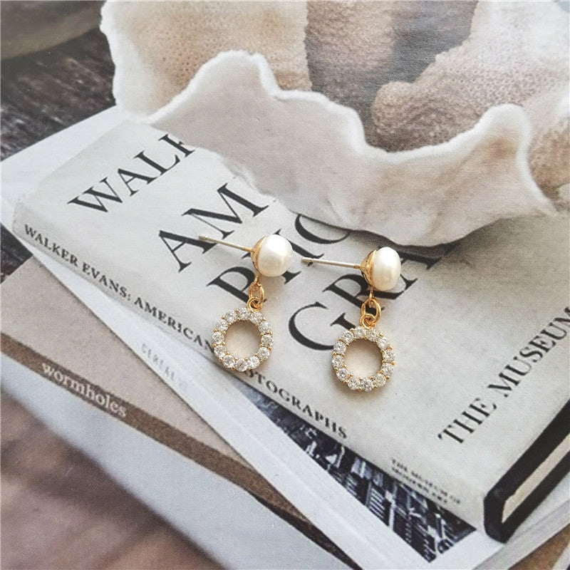 گوشواره دایره کوچک زیرکون گردنبند آب شیرین