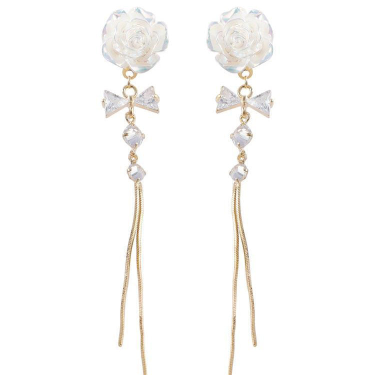 Retro gentle camellia tassel earrings