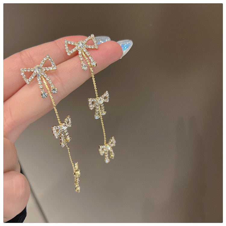 گوشواره بلند پاپیونی زنانه