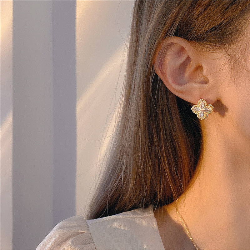 Zircon Rotatable Four-leaf Flower Earrings