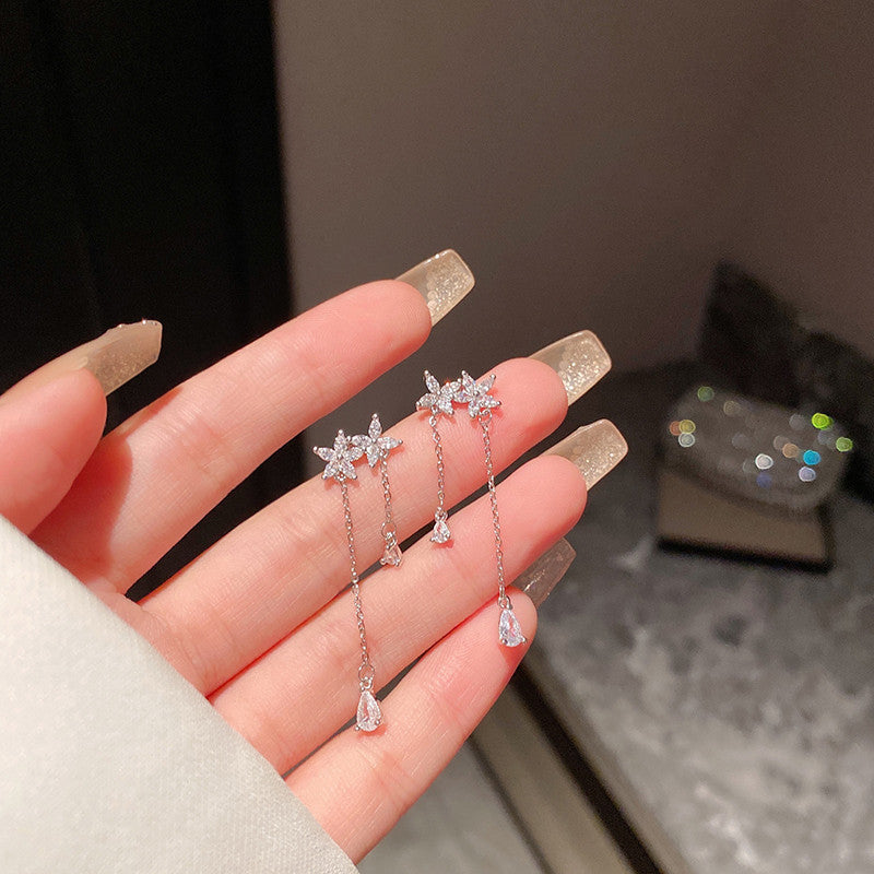 گوشواره گل زیرکون ظریف زنانه