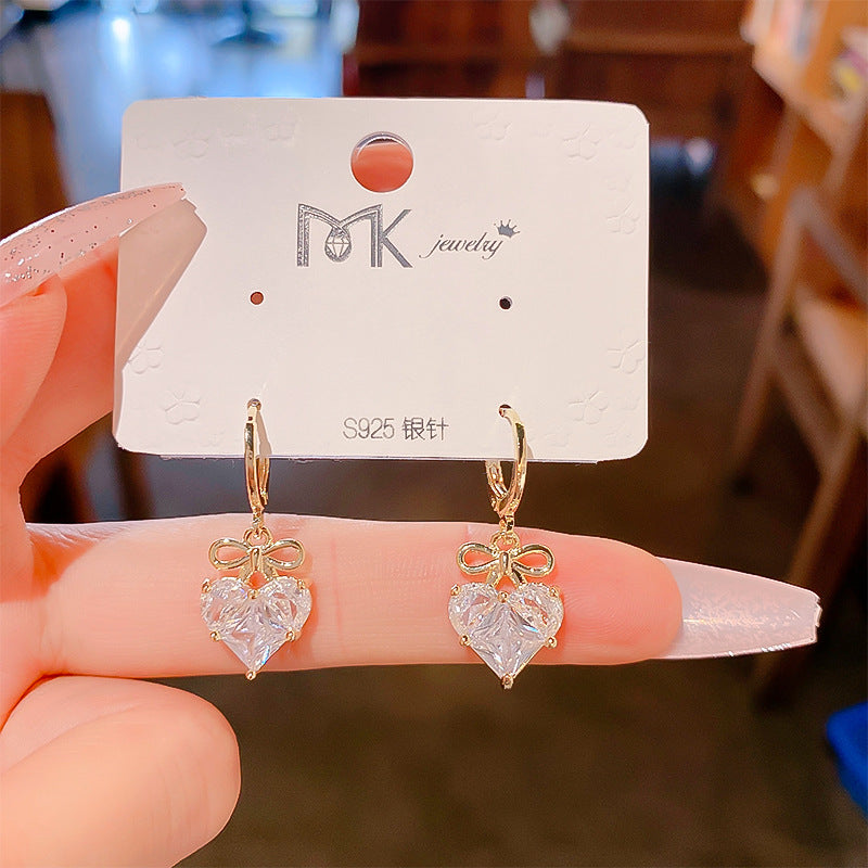 دکمه گوش عشق کمان شیرین