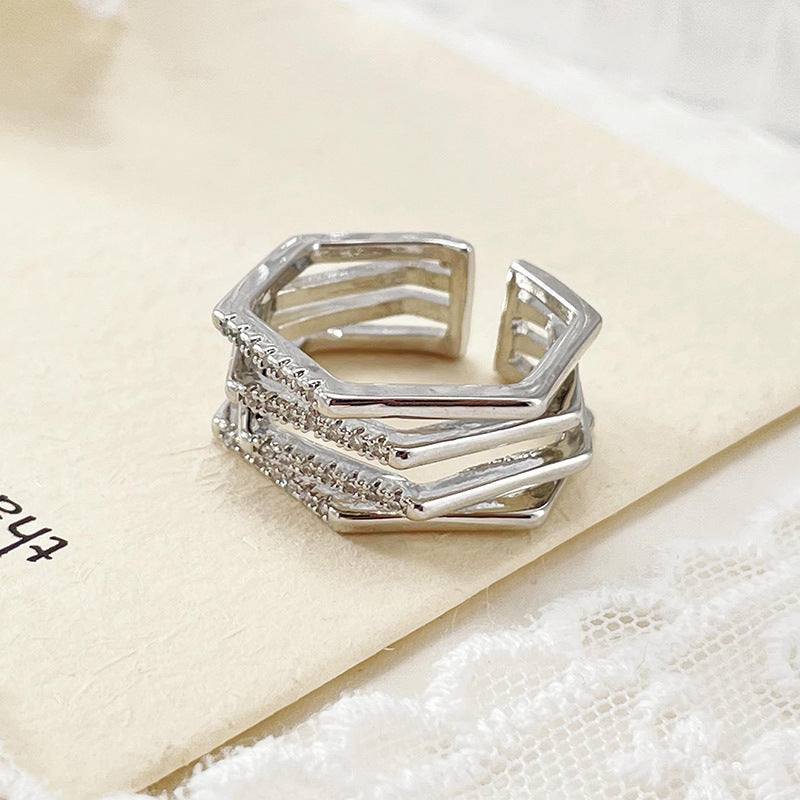 Xếp chồng vòng hình lục giác zircon