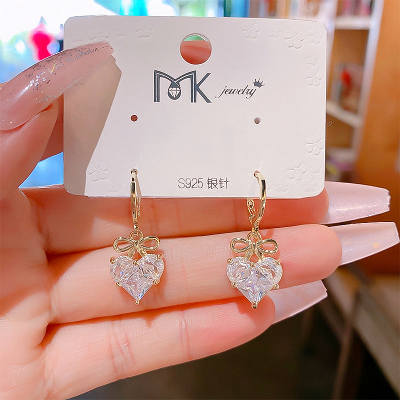 دکمه گوش عشق کمان شیرین