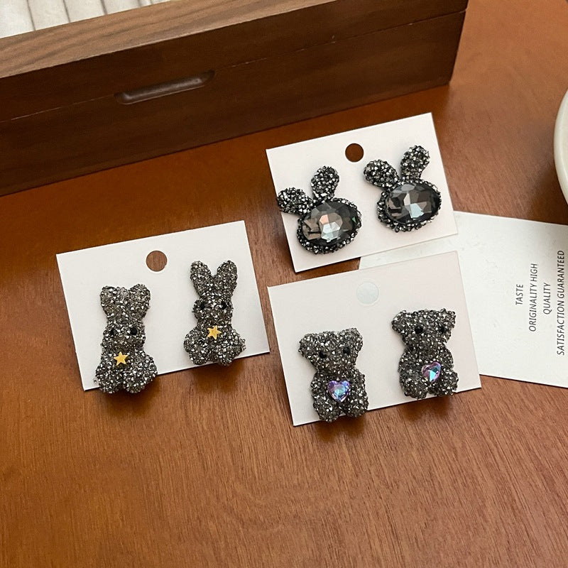 Silver needle studded with diamond bear rabbit earrings