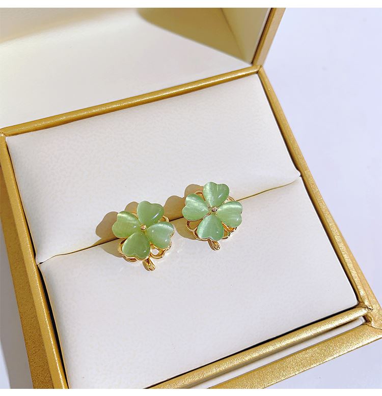 회전하는 녹색 오팔 네잎 꽃 귀걸이 여성