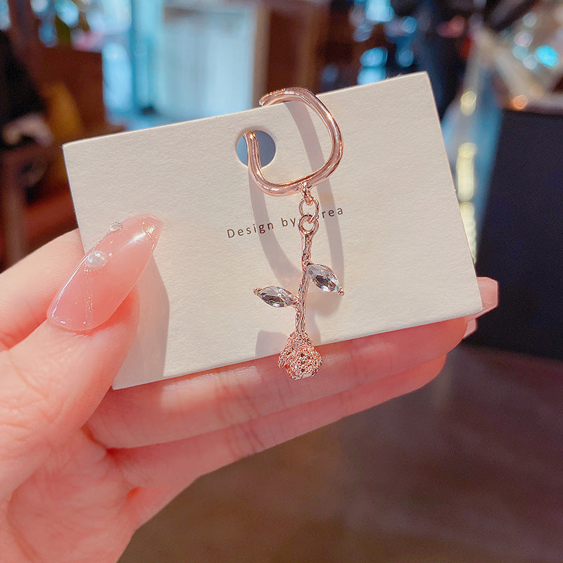 گیره گوش گل رز