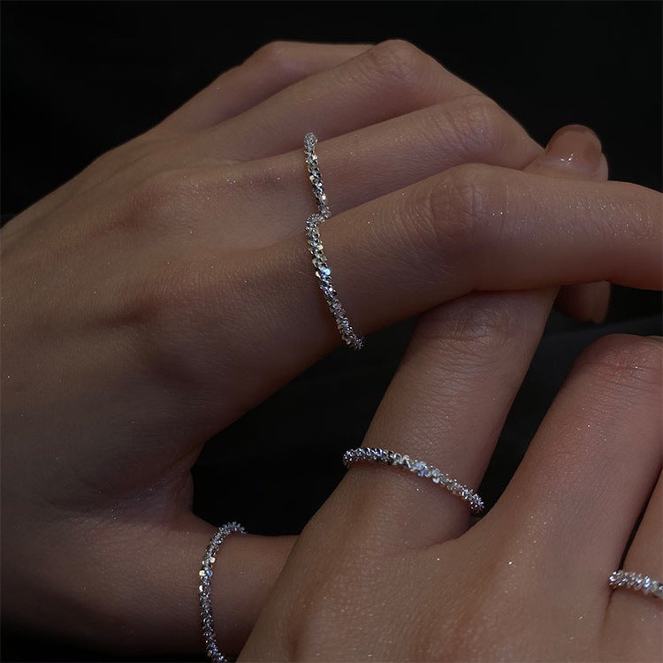 Cincin berkilau retro Perancis