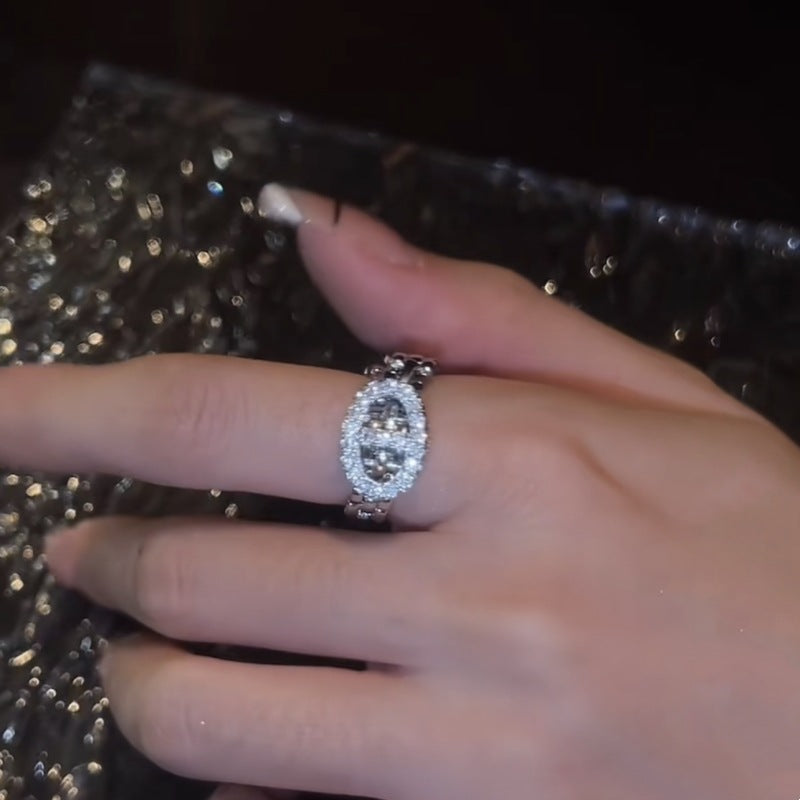 Vòng đeo tay và nhẫn có thể điều chỉnh bằng kim cương đầy đủ mũi lợn