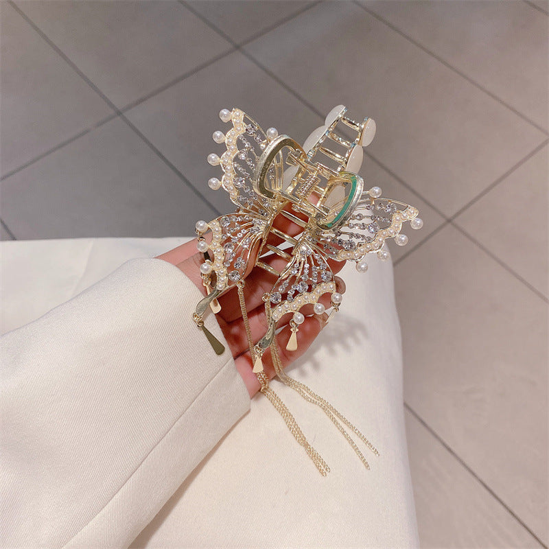 Шпилька для волос с подвеской в форме бабочки и кисточкой