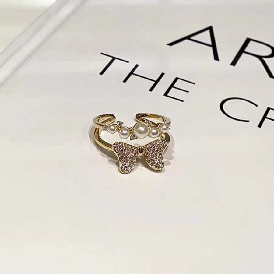 Cincin ganda busur zirkon bertatahkan mikro