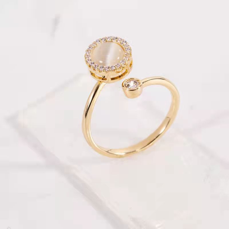 Vòng xoay opal có thể xoay vòng