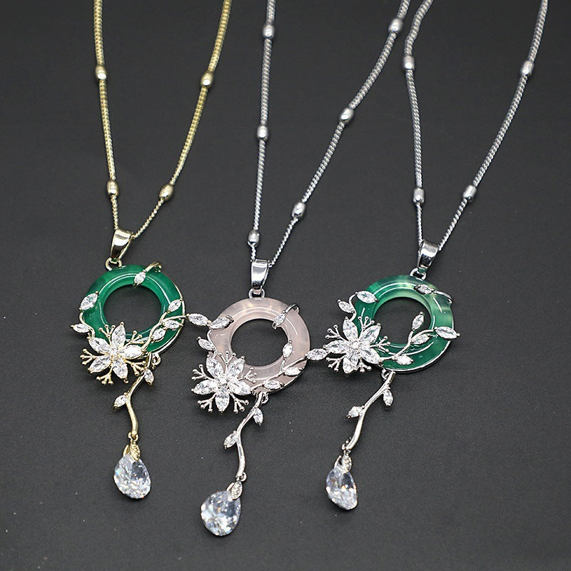 Green chalcedony ring flower crystal necklace