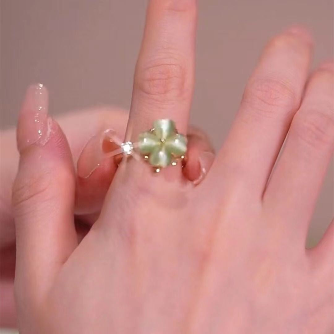 Kalung cincin opal hijau yang dapat diputar