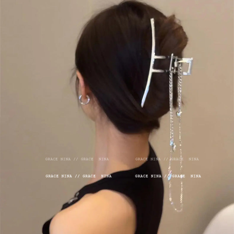 Clipe de fixação de cabeça para trás com grampo de cabelo de tubarão com franjas