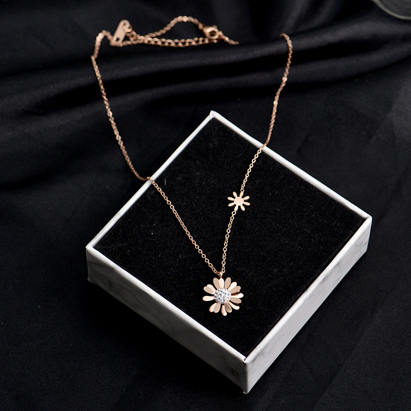 Gänseblümchenkette aus Titanstahl weiblich