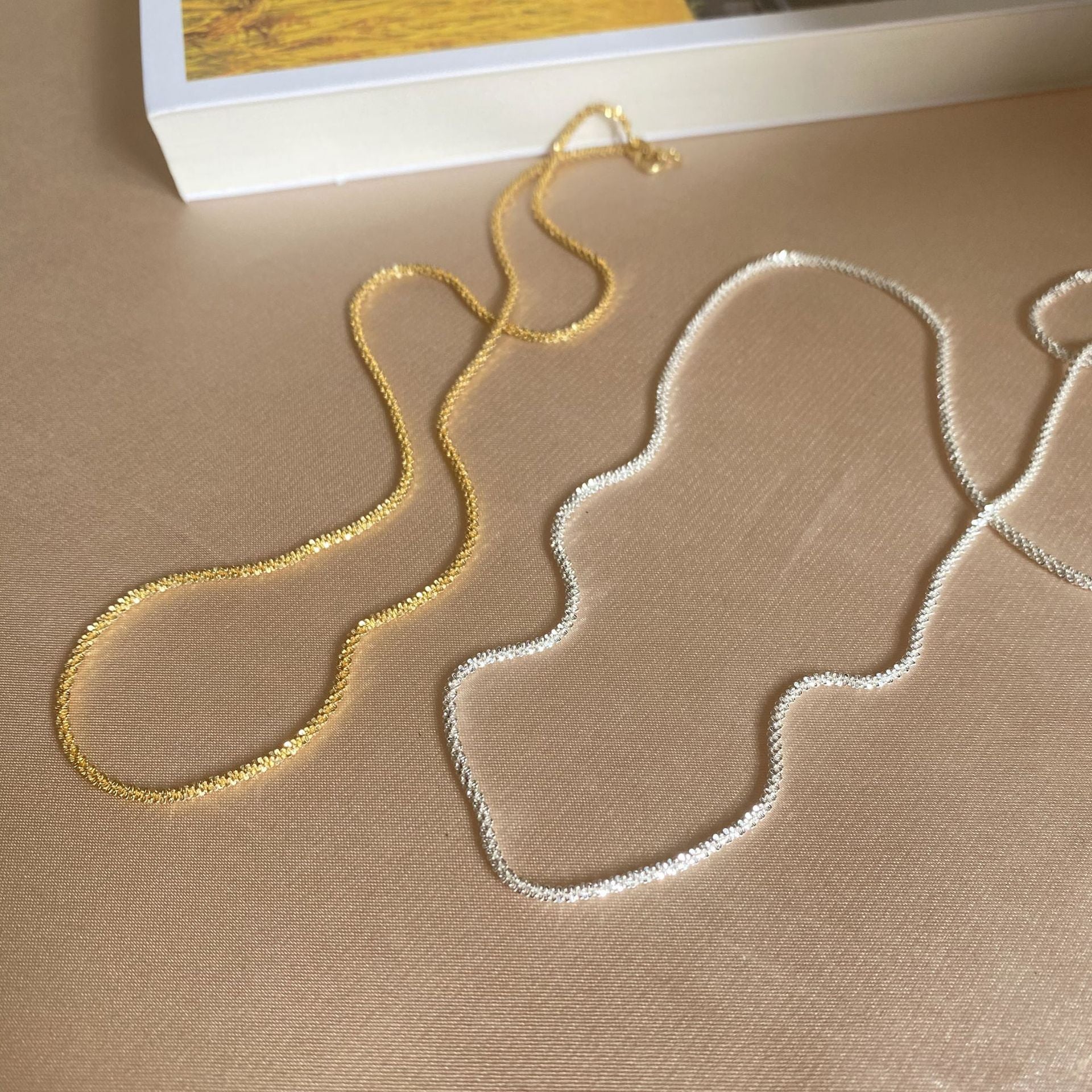 Kalung Gemerlap Riak Air Perak S925 Wanita