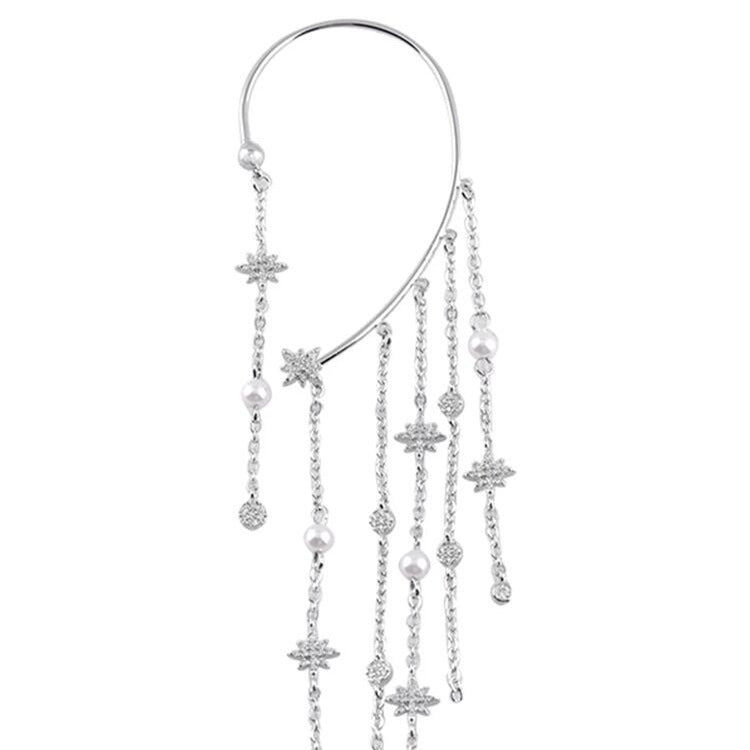 گوشواره منگوله ای نقره ای نامتقارن