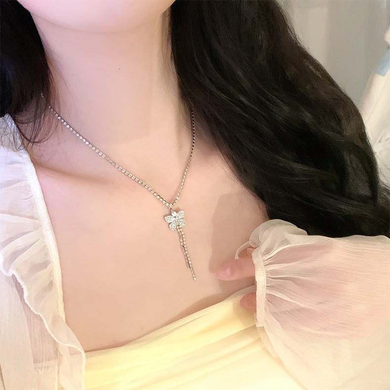 ডায়মন্ড বাটারফ্লাই নেকলেস