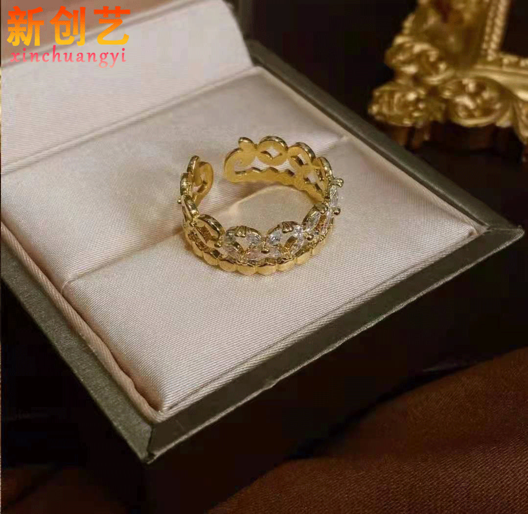 Nhẫn hoa zircon hở ngón trỏ